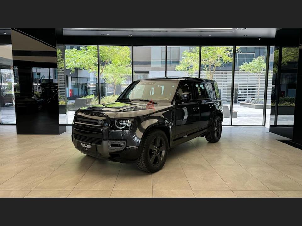 Land Rover Defender 110 p525 V8 2023 GCC Al-tayer warranty